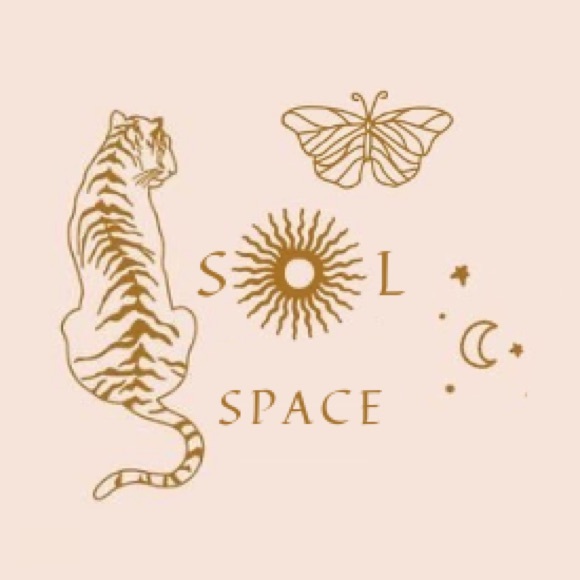 Meet your Posher, Gillian ๐ฆ - Picture 2 of 2